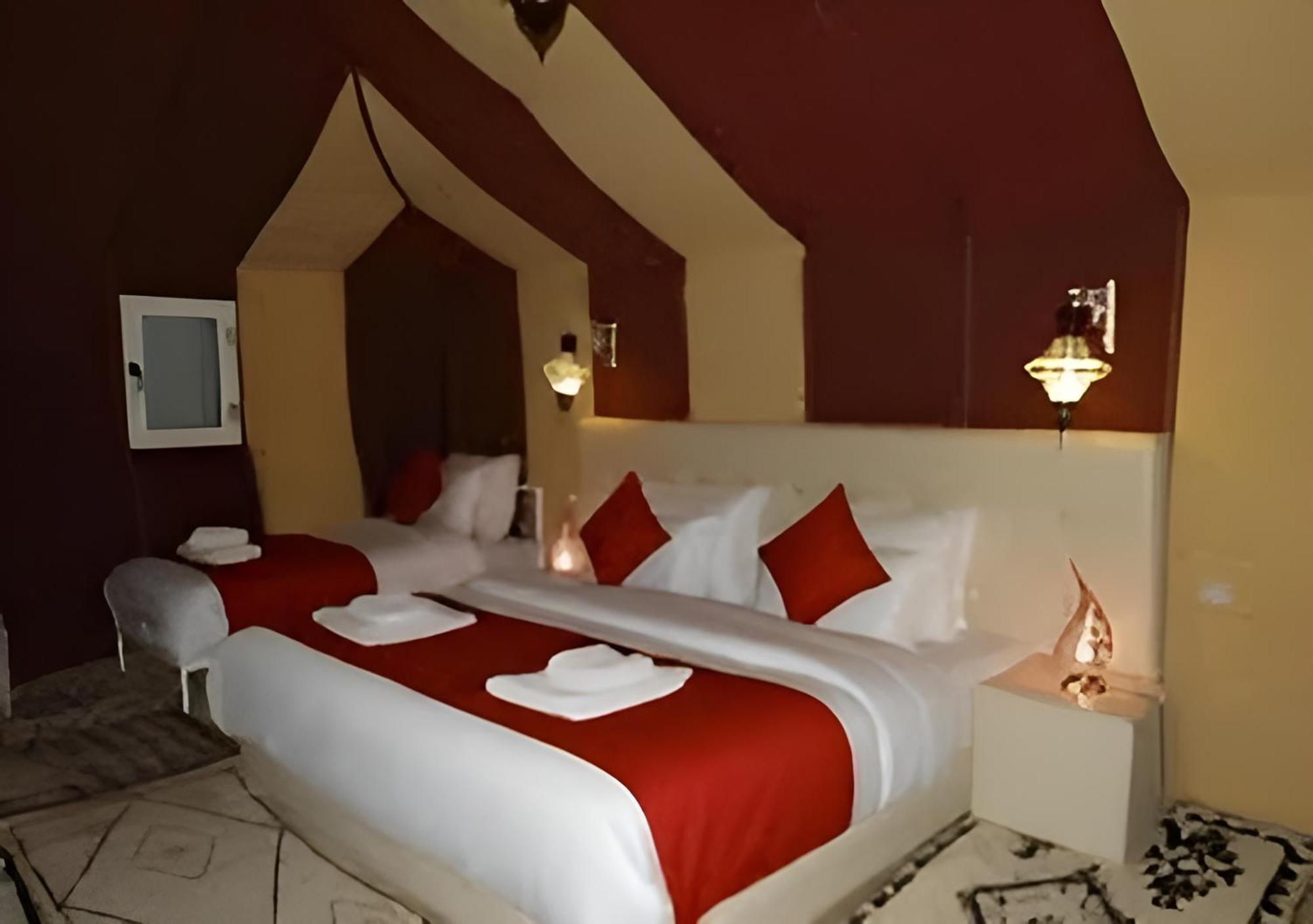 Merzouga Lovely Luxury Camp Luaran gambar